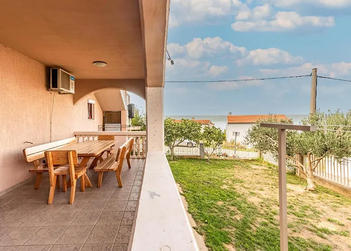 Lovely In With House Sea View * Maslenica